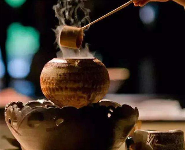 喝白酒為什么會(huì)瘦？白酒本身沒(méi)有減肥效果