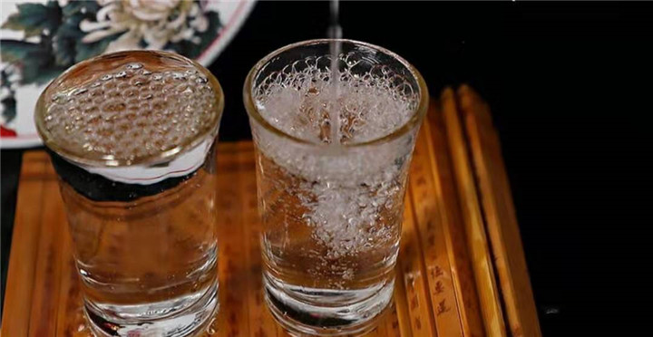 健康喝酒很重要，你知道多少度的白酒最適宜飲用嗎？