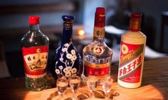 白酒多少度以上稱為高度酒？什么度數的白酒才好喝？