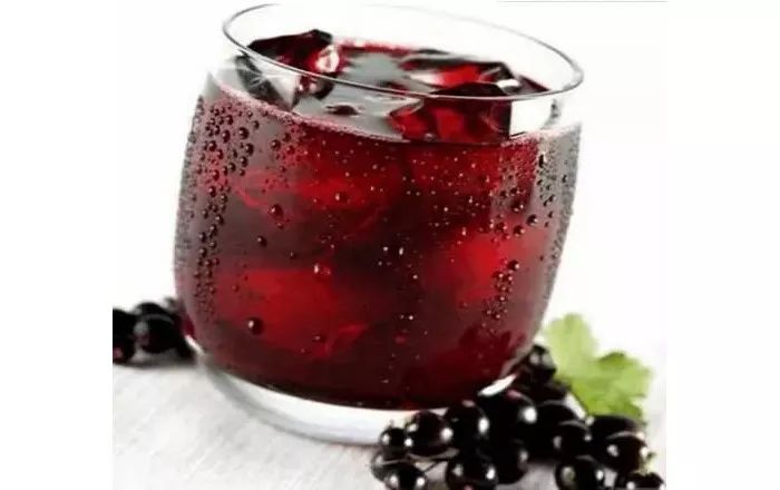 紅酒可以加冰嗎？冰鎮(zhèn)紅酒怎么喝？