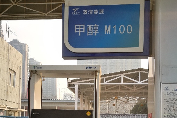 啤酒加甲醇會(huì)怎么樣，甲醇中毒有這些癥狀