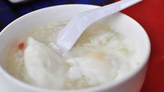 糯米酒煮雞蛋有什么營養(yǎng)價(jià)值呢？不但補(bǔ)血補(bǔ)氣還有著許多好處