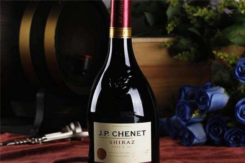 西拉紅酒味道怎么樣？西拉紅酒搭配什么食物？