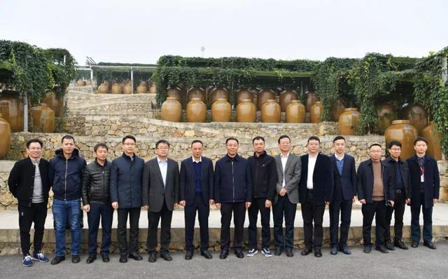 李保芳、汪俊林、鐘方達(dá)郎酒莊園會晤，三家共謀大手筆