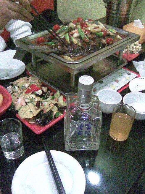 白酒是酸性還是堿性，白酒它是酸性的