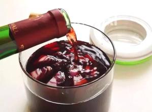 洋蔥泡紅酒有什么功效？洋蔥泡紅酒如何制作？