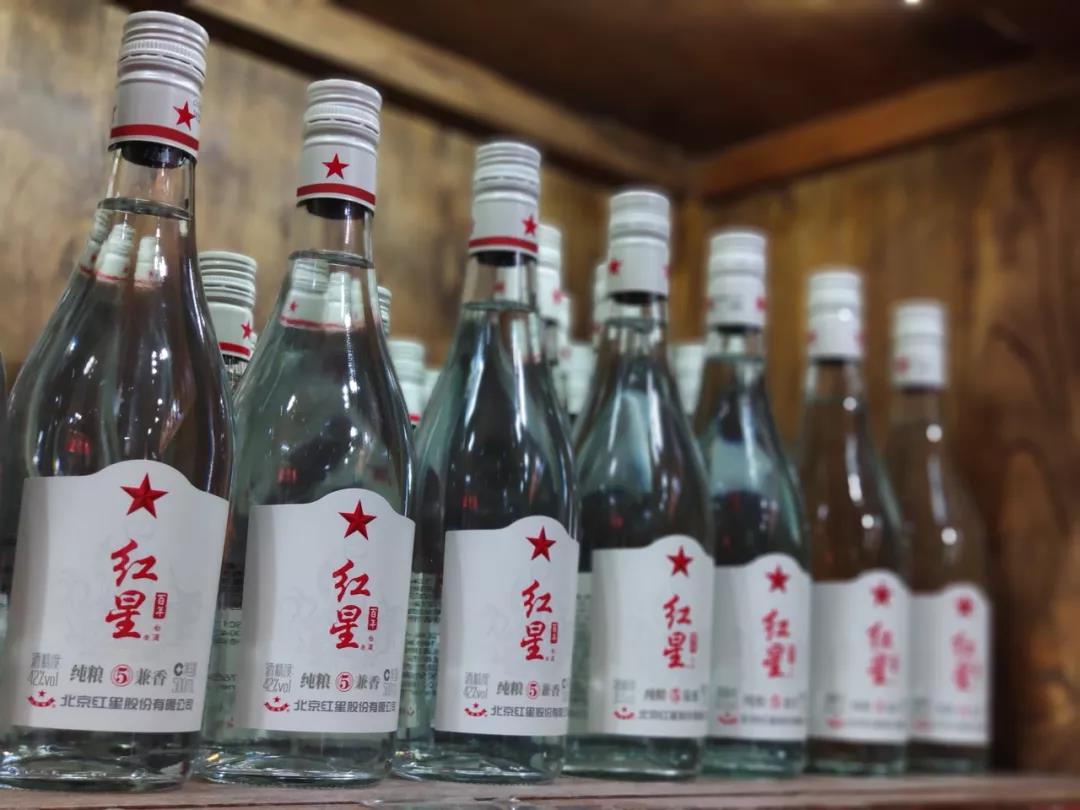 紅星光瓶新品“純糧兼香”，性價比之選