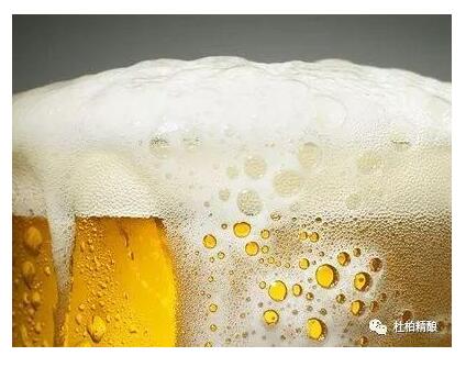 不懂啤酒泡沫，你的精釀可就白喝了