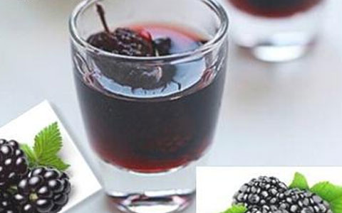 新鮮桑葚能泡白酒嗎？白酒泡桑葚有什么功效？