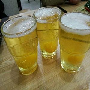 啤酒和生雞蛋真的能大補嗎？啤酒生雞蛋大補是假的。