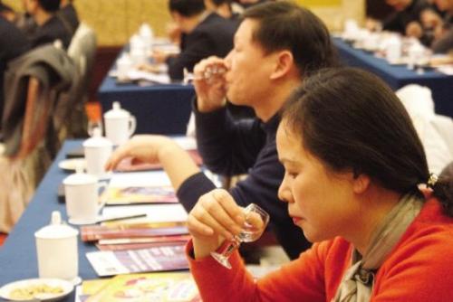中國(guó)白酒評(píng)比歷史，白酒評(píng)比有哪些標(biāo)準(zhǔn)？