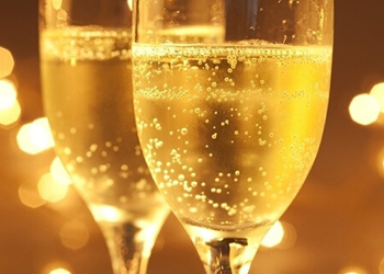 喝起泡酒容易醉嗎？起泡酒中的泡泡是怎么來(lái)的？