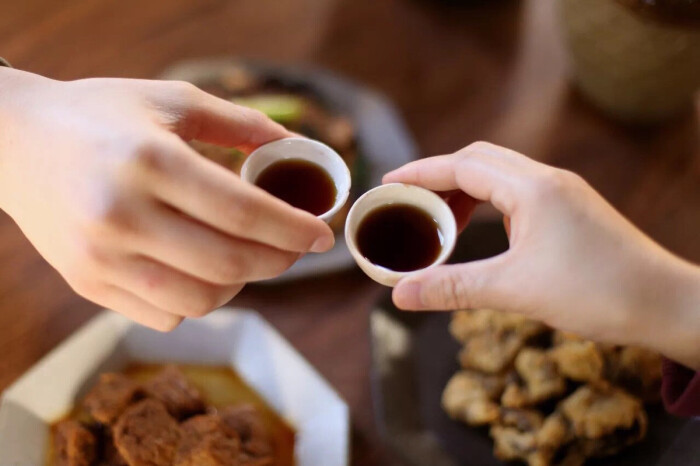 客家黃酒適合什么人喝，客家黃酒價(jià)格是多少