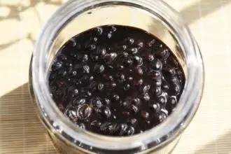 黑豆加什么泡酒比較好，黑豆泡酒喝有什么好處