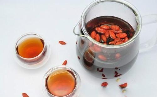 枸杞泡酒以后還能吃嗎？枸杞泡酒的比例是多少？
