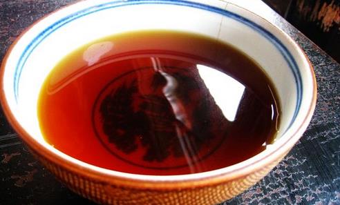 黃酒放幾年比較好？黃酒放一年以上比較好。