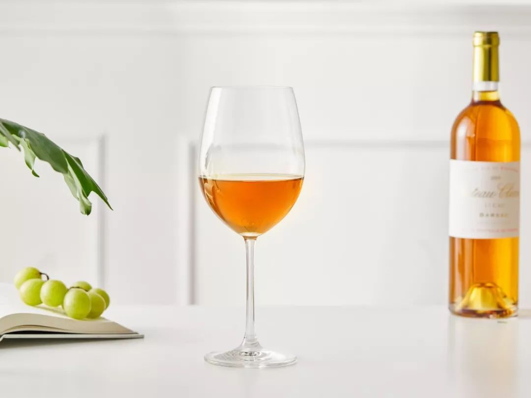喝貴腐酒要醒酒嗎？喝貴腐酒適合用什么酒杯？