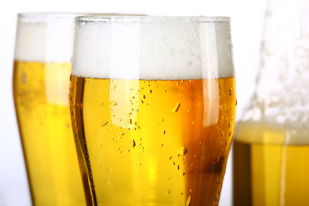 怎么用啤酒收縮毛孔？怎么用啤酒美容護膚？