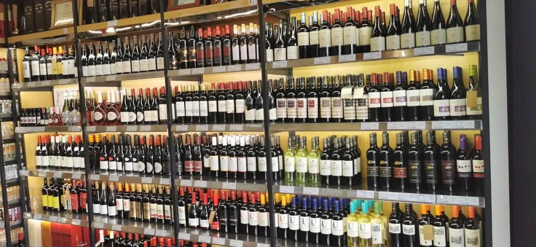 進入四月的9家葡萄酒實體店：多數(shù)未恢復(fù)元氣，也有少數(shù)“反脆弱”案例