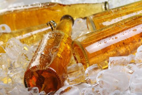 啤酒度數(shù)低小孩可以喝嗎？小孩應(yīng)該少吃哪些食物？