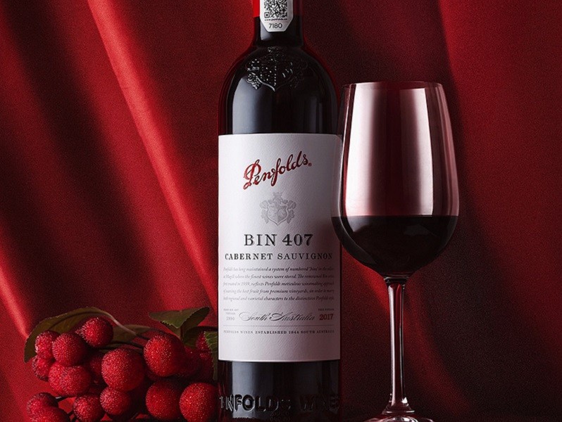 紅酒開(kāi)瓶后能放多久還能喝嗎？紅酒開(kāi)瓶后不放冰箱能放多久