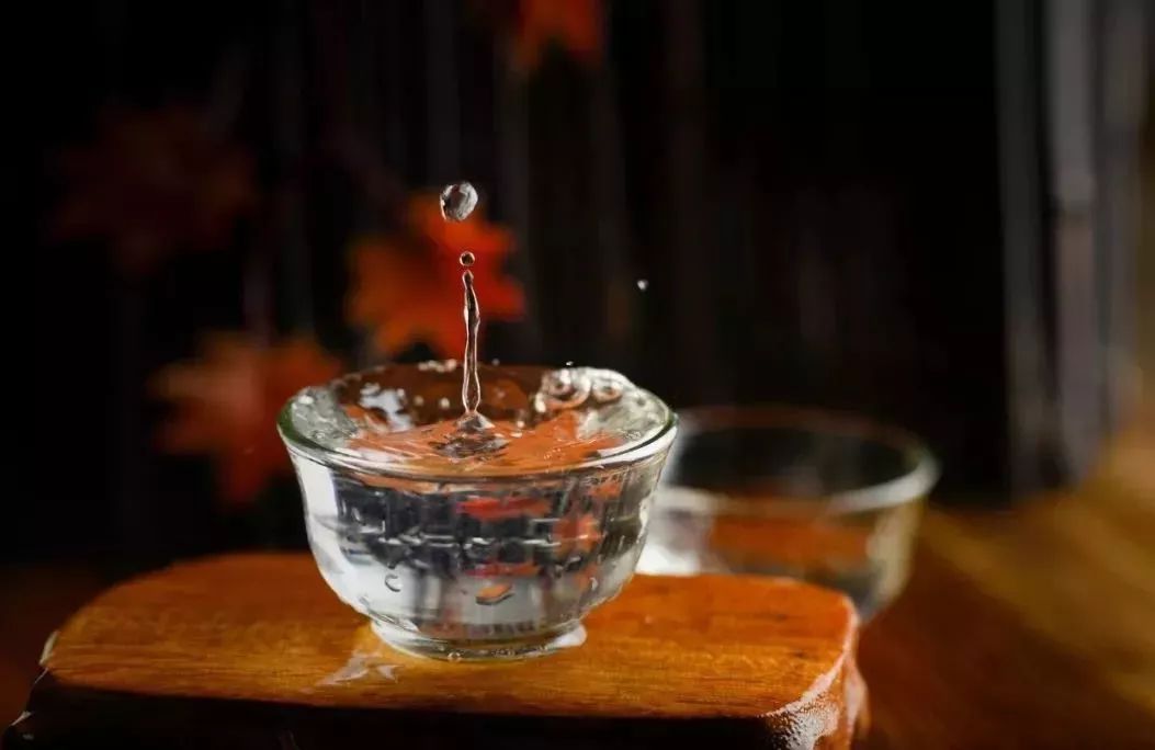 白酒開(kāi)了沒(méi)喝完能保存多久，沒(méi)喝完怎么保存