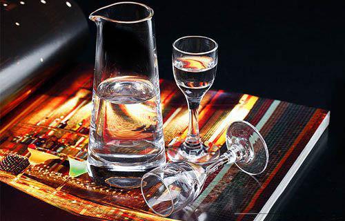 什么樣的白酒需要醒酒？白酒醒酒后有什么變化？