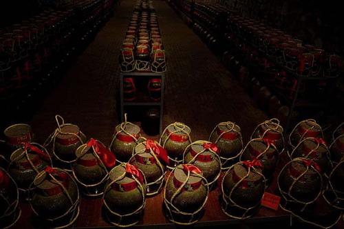 收藏的白酒多久比較值錢？白酒收藏越久越好嗎？