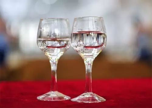 朋友聚會可以喝哪些白酒？哪些白酒便宜質(zhì)量好？