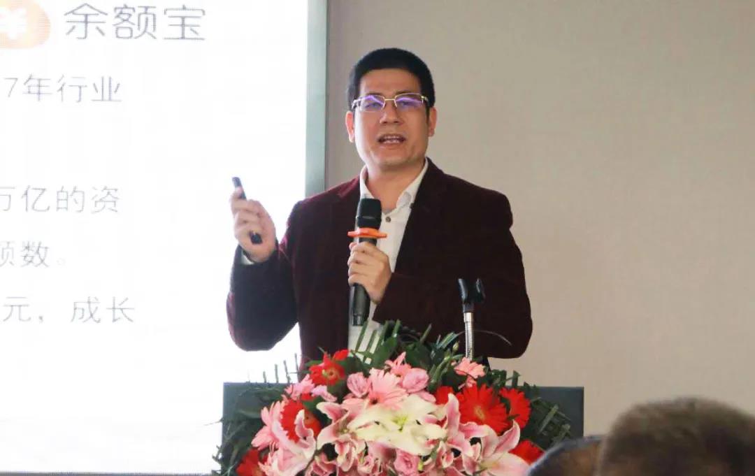 啟動“酒引擎”醬酒智造上演“螞蟻雄兵”逆襲？