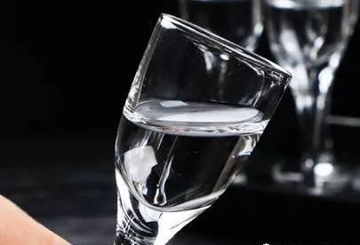 喝白酒會發(fā)胖嗎？如何避免喝白酒發(fā)胖？