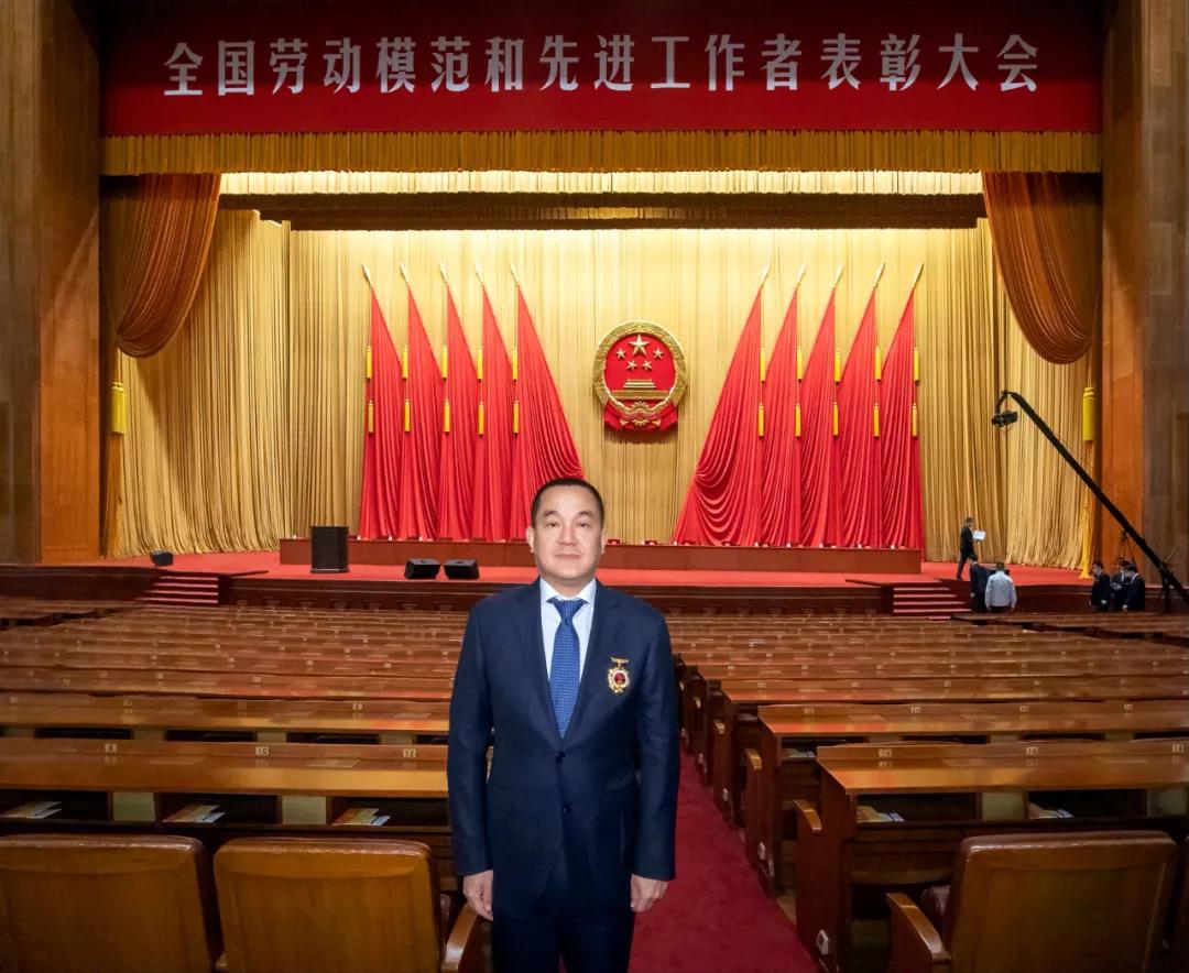 瀘州老窖董事長劉淼榮獲全國勞動(dòng)模范榮譽(yù)稱號
