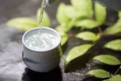 如何辨別優(yōu)質(zhì)的白酒