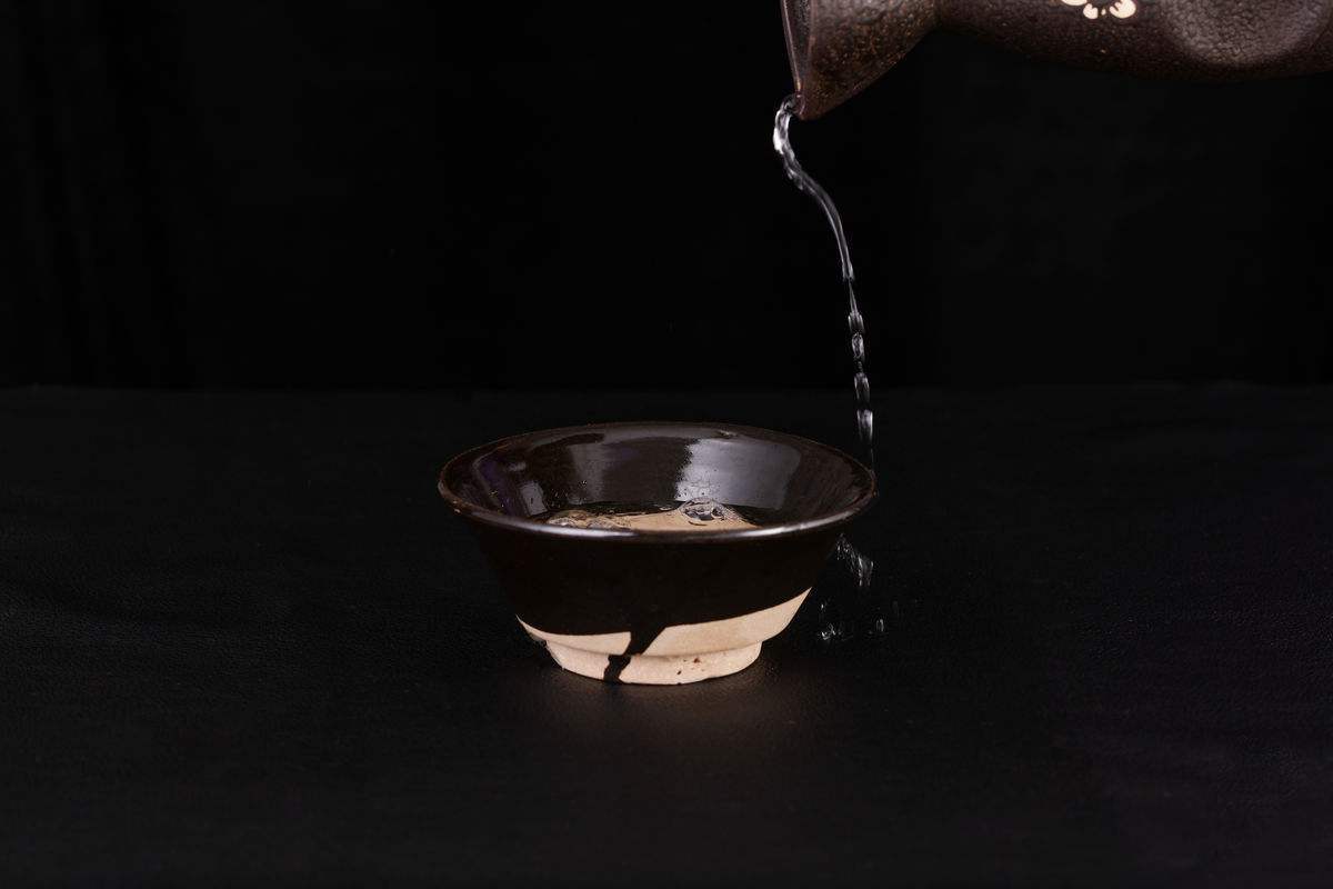 女人喝白酒的功能有哪些呢？