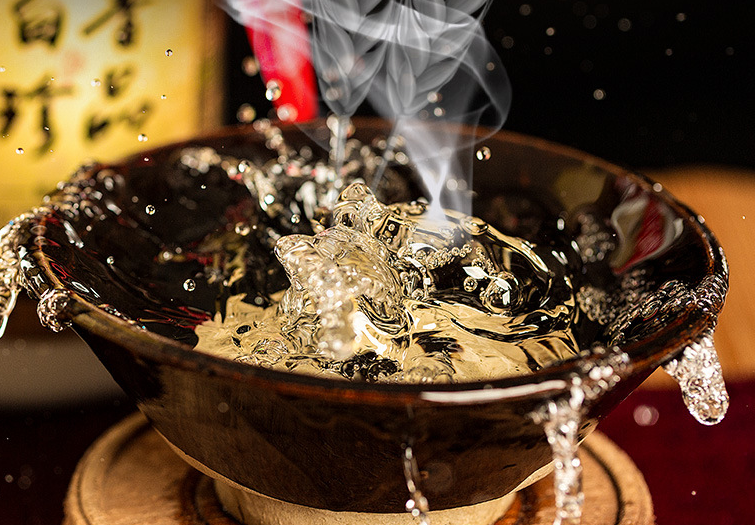 用陶壇儲(chǔ)存醬酒白酒品質(zhì)更好嗎？