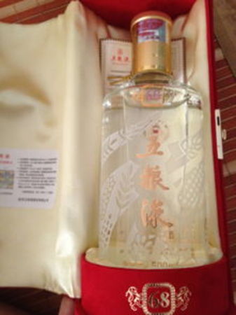 68度紅盒五糧液價格(2002年五糧液紅盒68度價格表)