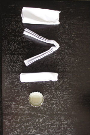 怎么撬開(kāi)啤酒蓋(如何撬開(kāi)啤酒蓋)