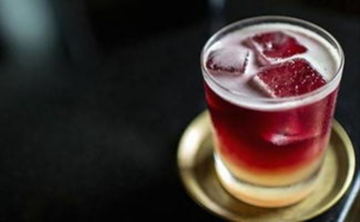 干白葡萄酒可以對(duì)雪碧(干白葡萄酒可以?xún)堆┍虇?