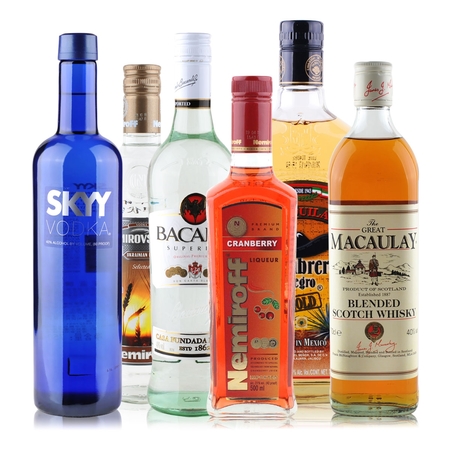 洋酒純飲加幾塊冰(洋酒加冰塊喝了會(huì)怎樣)
