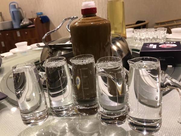 一瓶酒的成本是多少錢(qián)一平(一瓶酒的成本大概是多少)