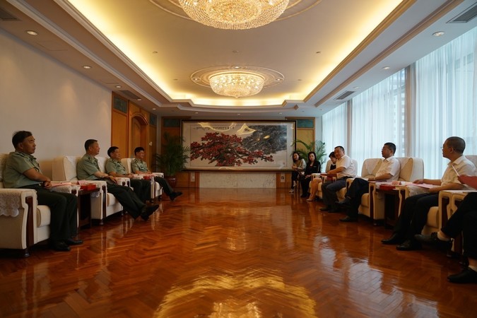 瀘州老窖擁軍酒價(jià)格(瀘州老窖擁軍酒多少錢一瓶)