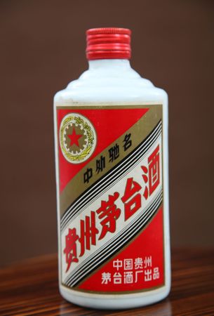 87年的茅臺(tái)值多少錢(qián)(87年的茅臺(tái)酒值多少錢(qián))