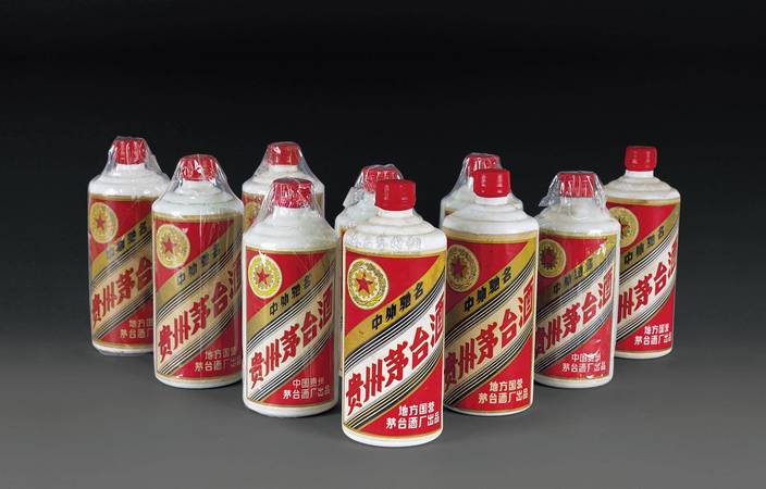 世白酒年產(chǎn)量(中國(guó)白酒年產(chǎn)量)