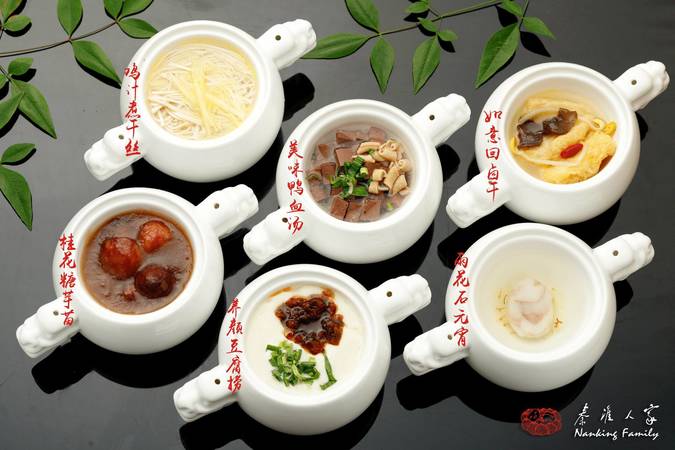 西餐中吃什么菜應該喝紅酒(喝紅酒吃什么菜)