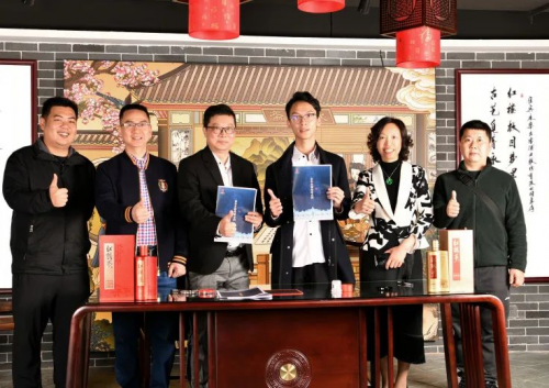 名酒實力新彰顯，紅樓夢酒邀您加盟“變現(xiàn)”